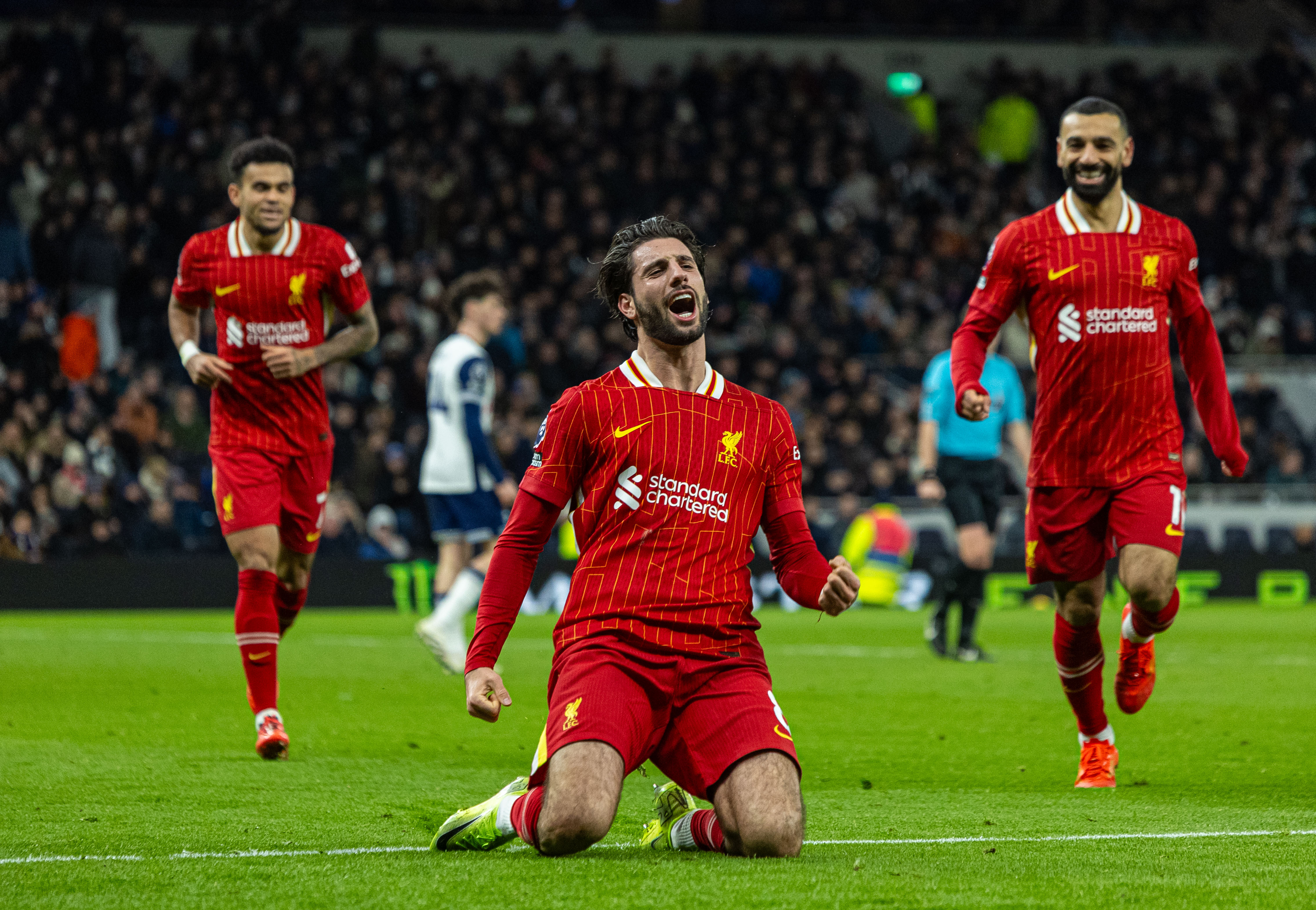 九游娱乐关于冲刺阶段英超焦点战，迈阿密热火战术微调，赛场秩序良好，资深球员宣示担当的信息