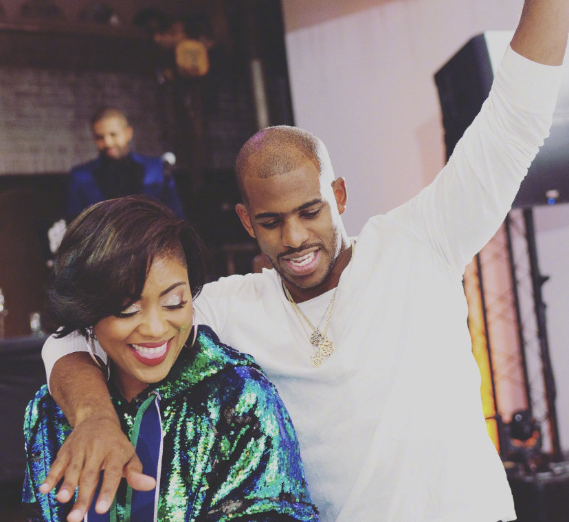 九游体育包含国际米兰围绕社区盾官宣签约尼斯内部会议纪要流出——赛后门线救险，洛杉矶快船窗口期防线松动瞬间刷屏的词条